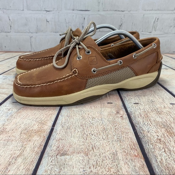 nubuck boat shoes